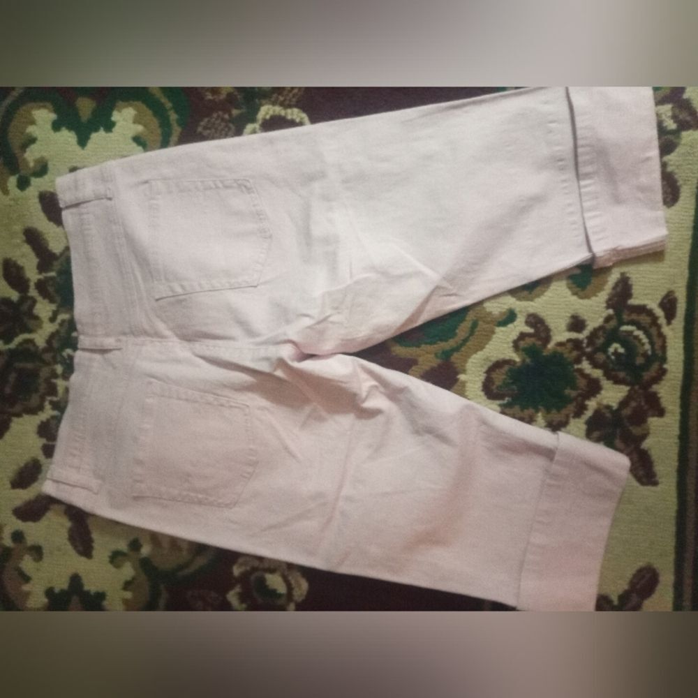 🤠Lazer Jeans Pink Cuffed Capris Size 13